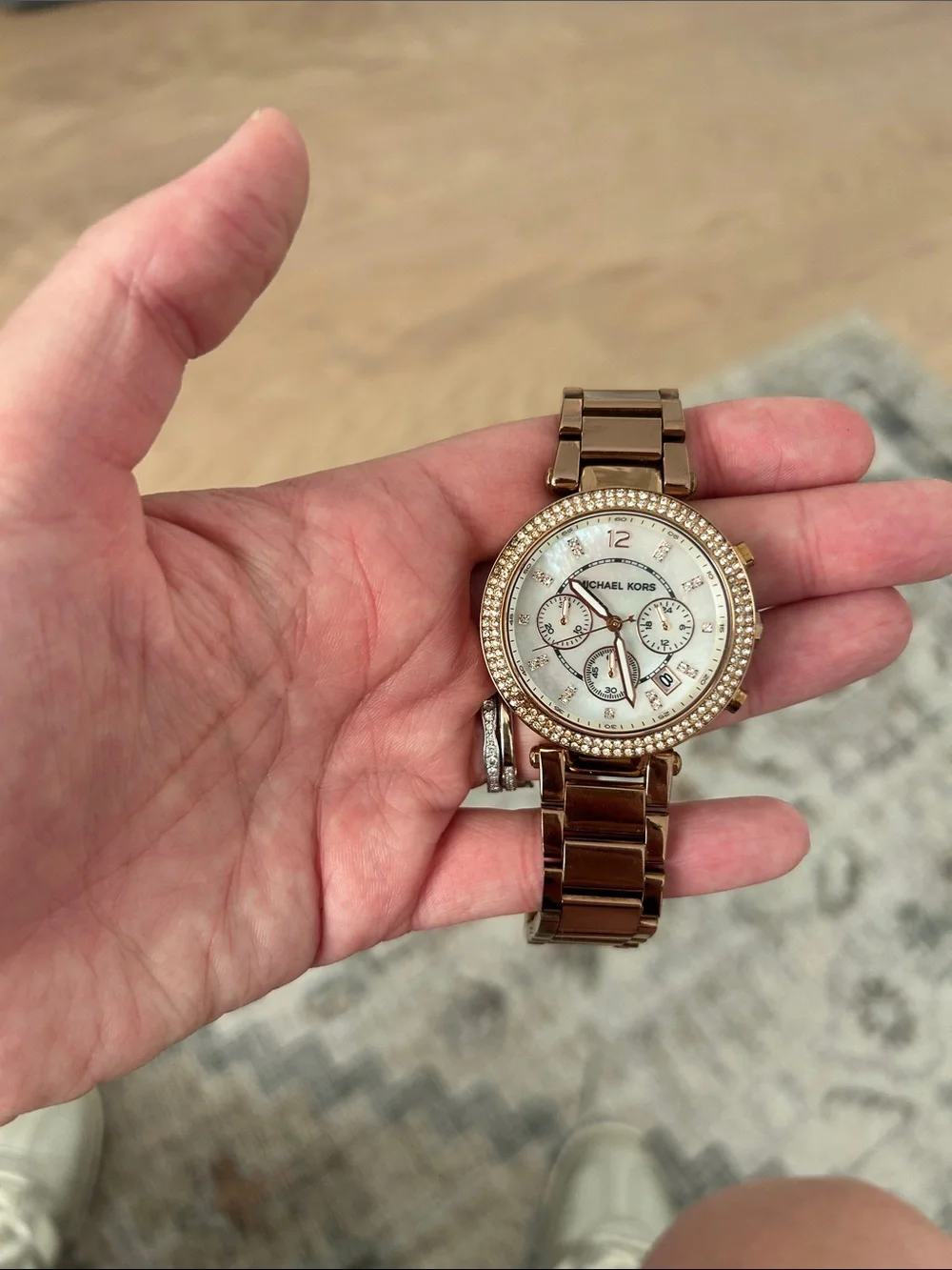 Michael Kors rose gold