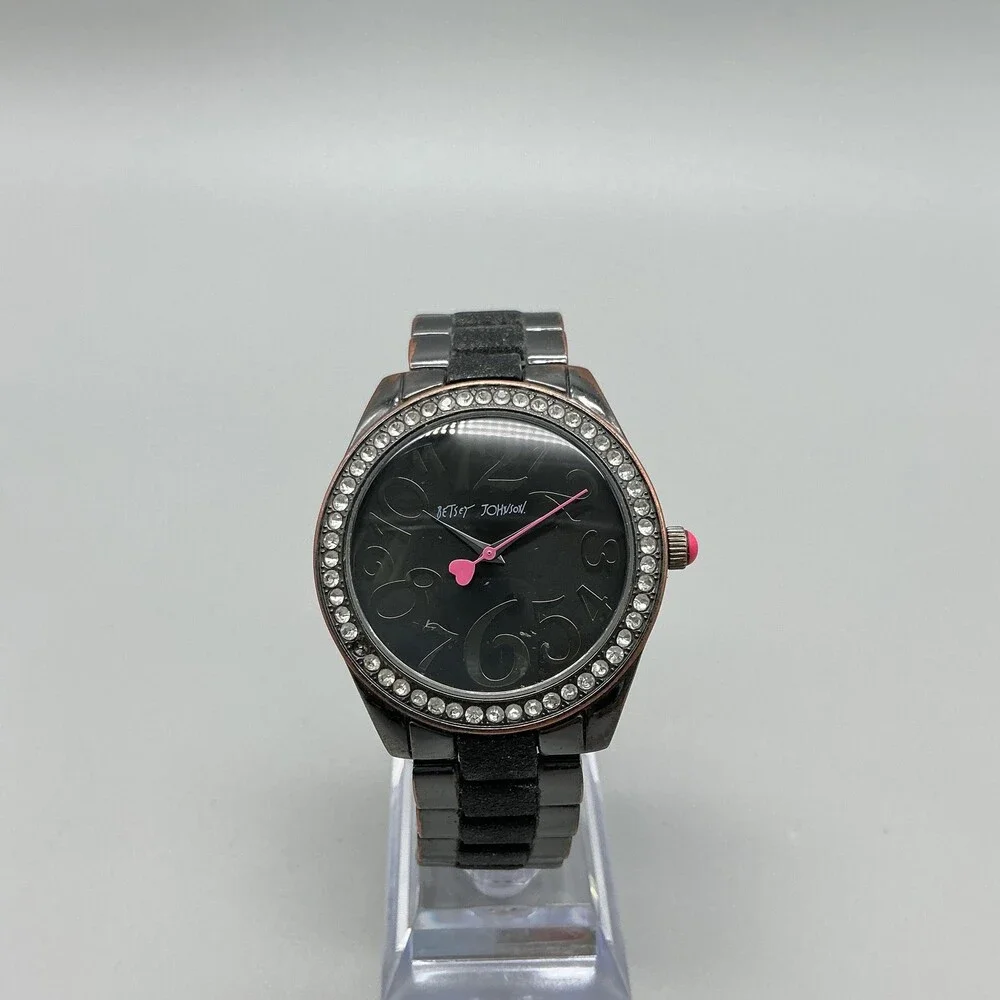 Betsey Johnson see photos