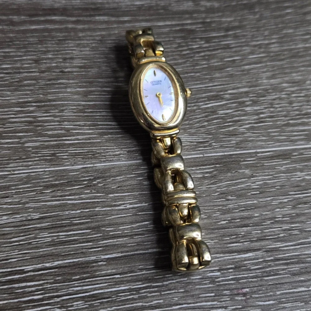 Michael Kors running ticking