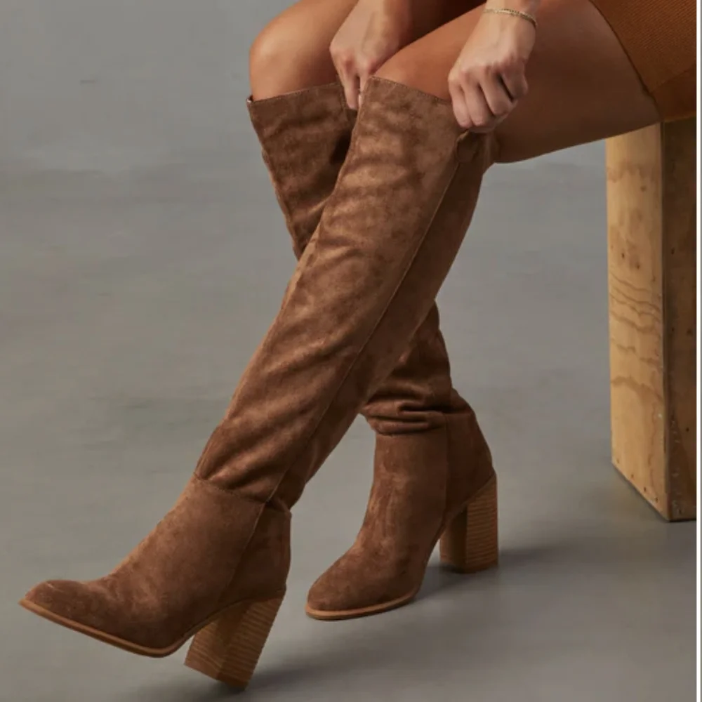 Vici suede over