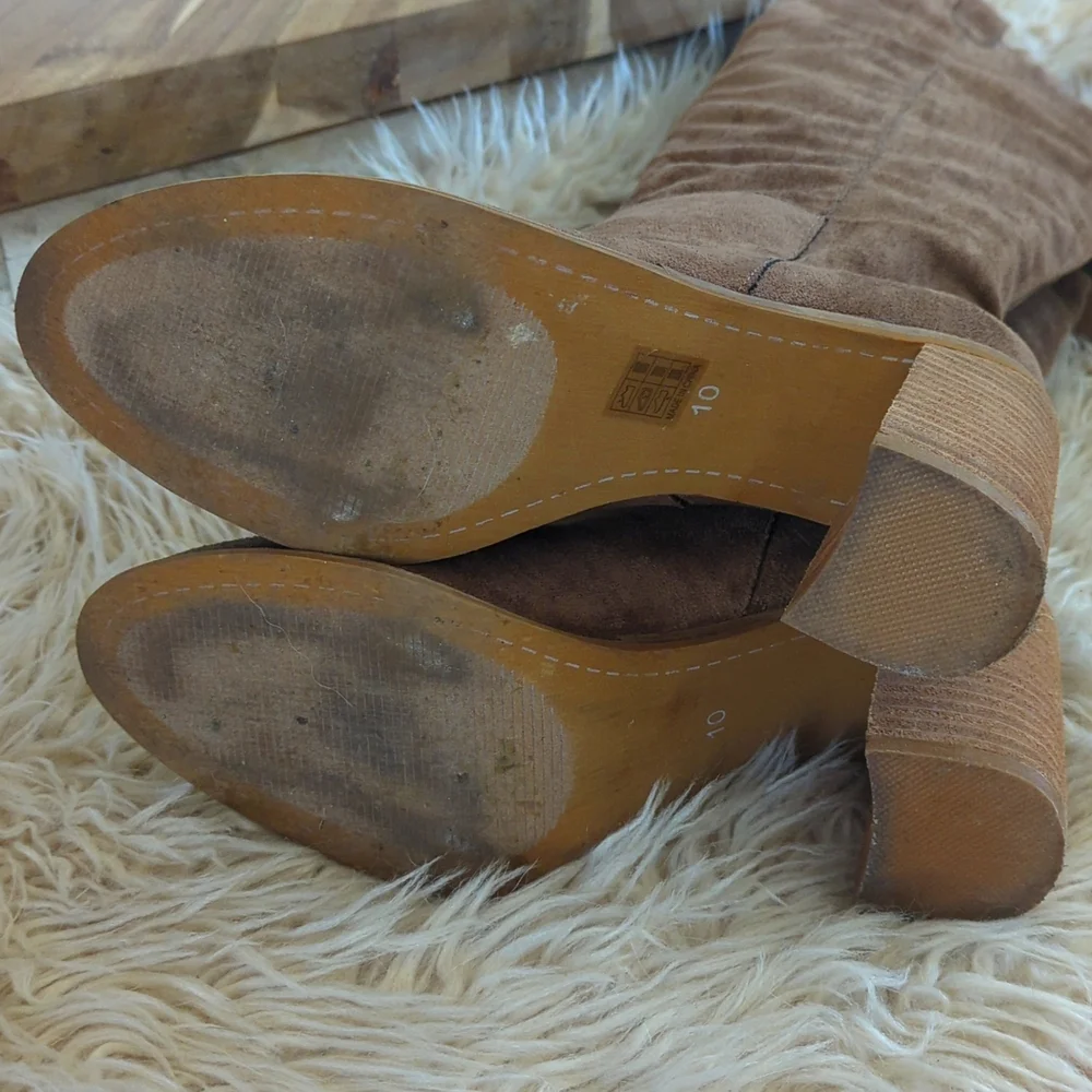 Vici suede over