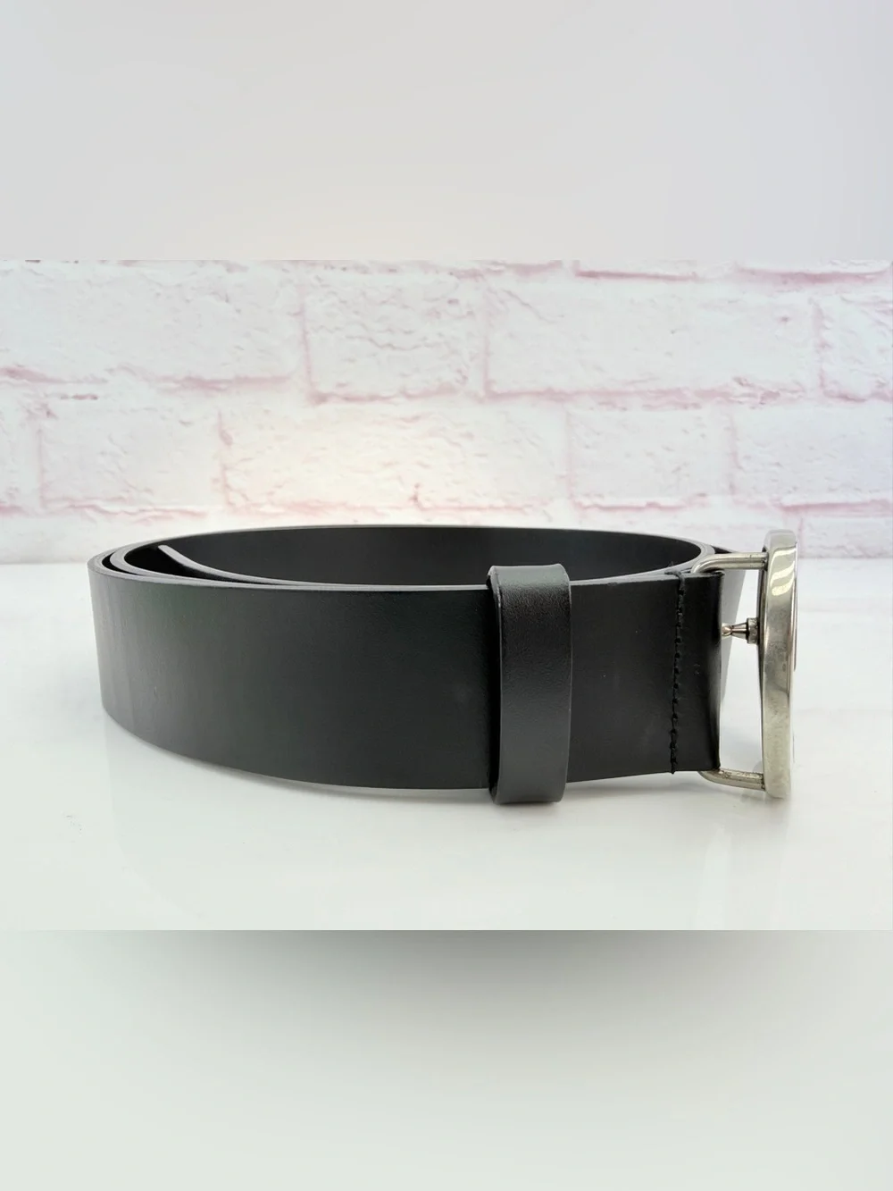 Gucci authentic interlocking