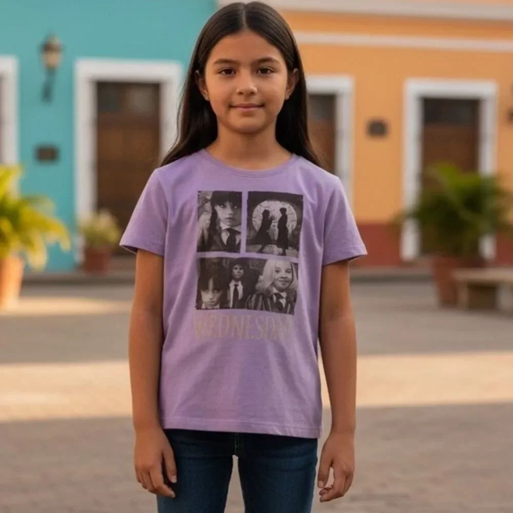 Old Navy Girls Pre-owned Lavender 'Wednesday' T-Shirt - Size: Small