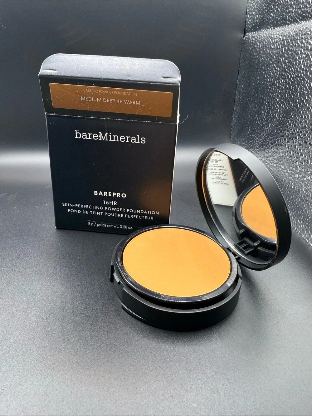 bareMinerals BAREPRO 16HR skin-Perfecting powder foundation - medium deep warm