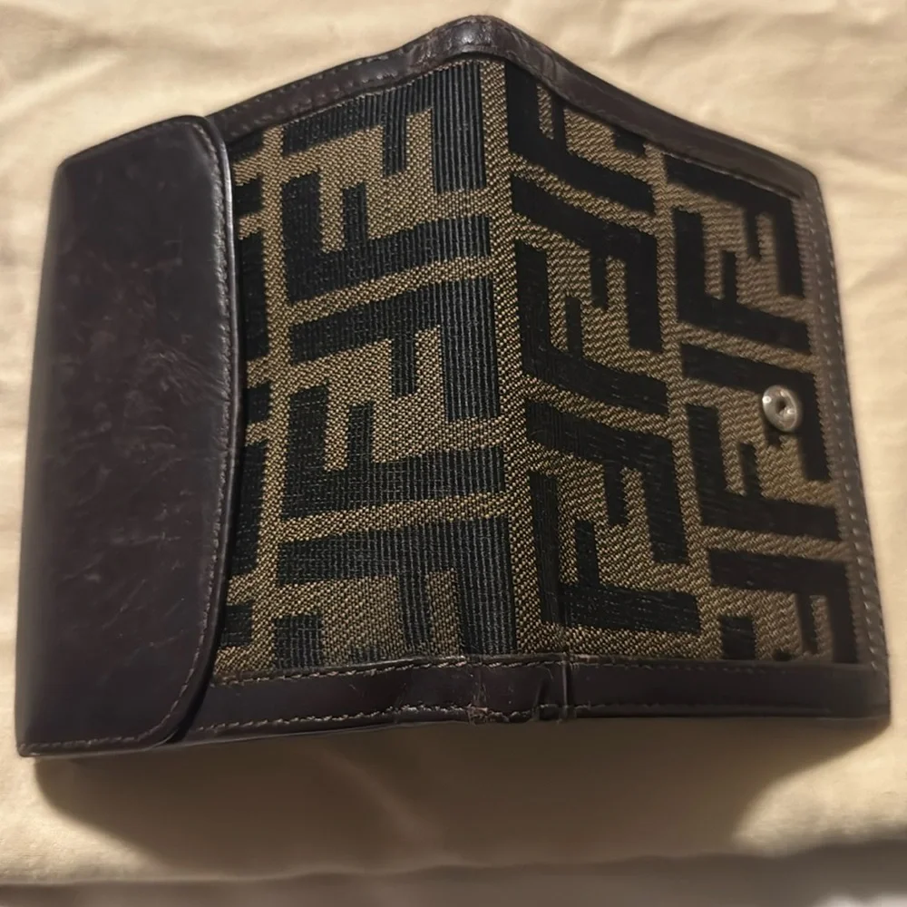 Fendi Vintage Wallet Good To Fair
