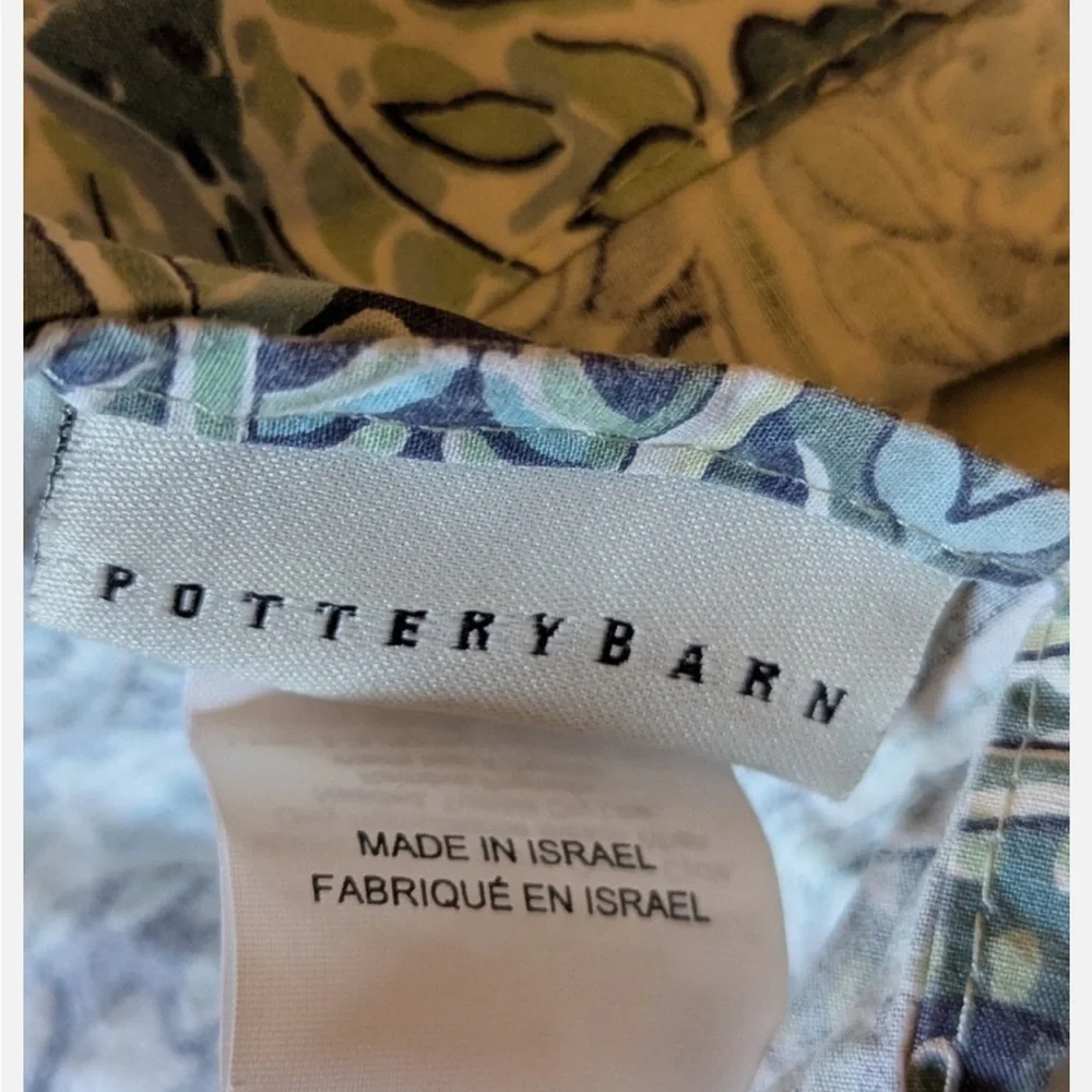 Pottery Barn elegant duvet