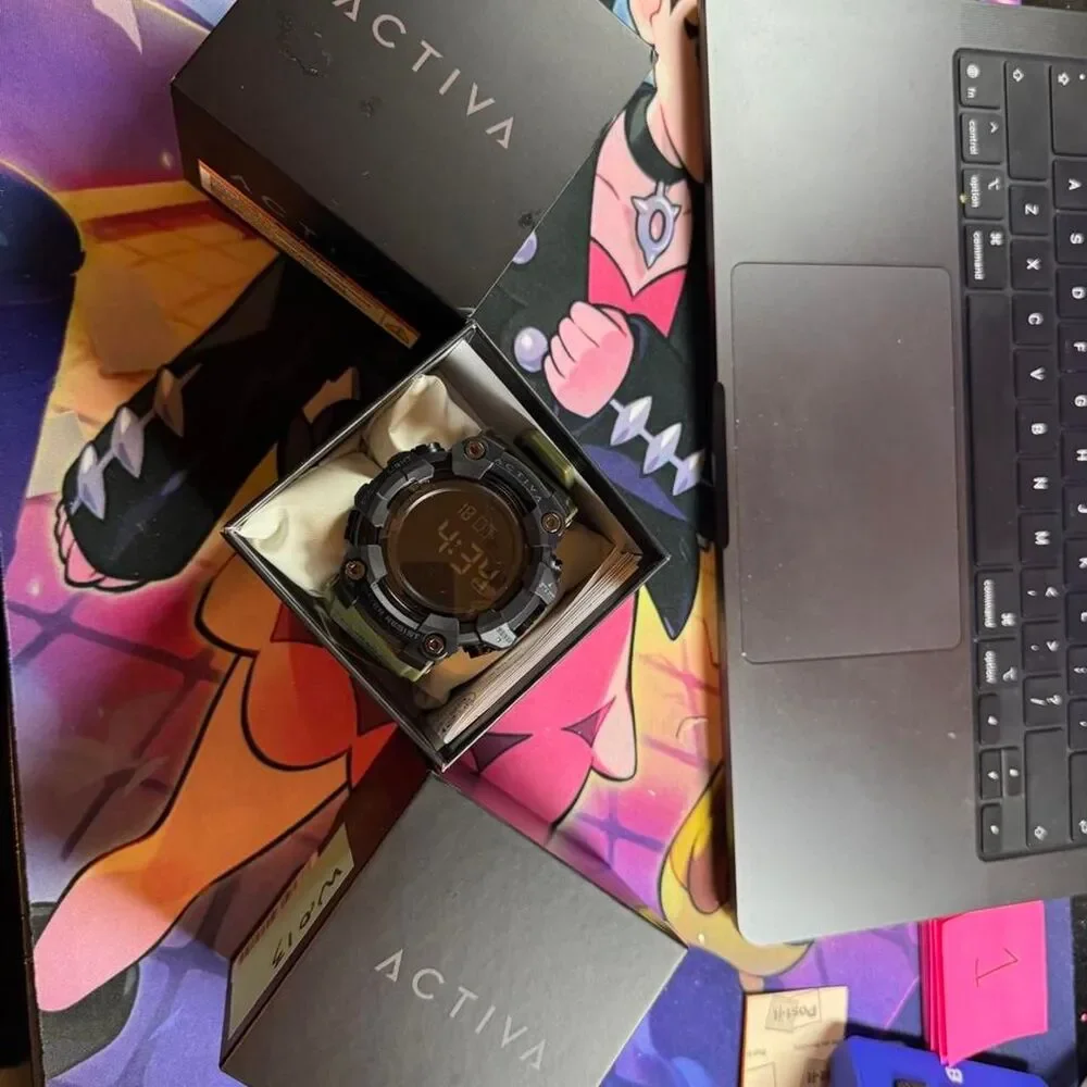 Invicta activa by