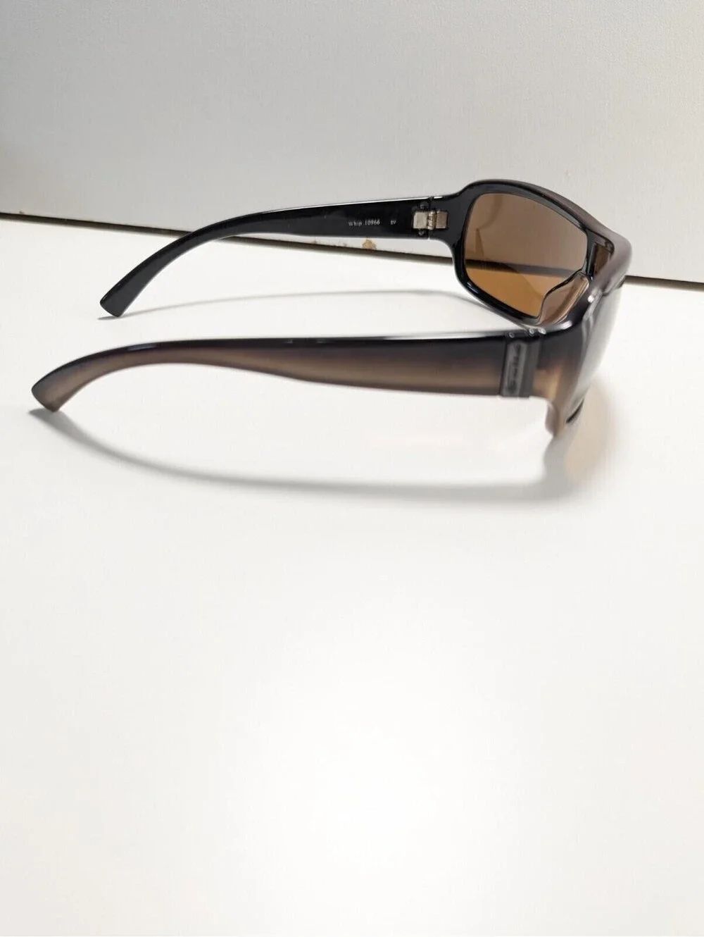 Bolle Whip 10966 Polarized Sunglasses Chunky Brown Eyewear Square Classic Style