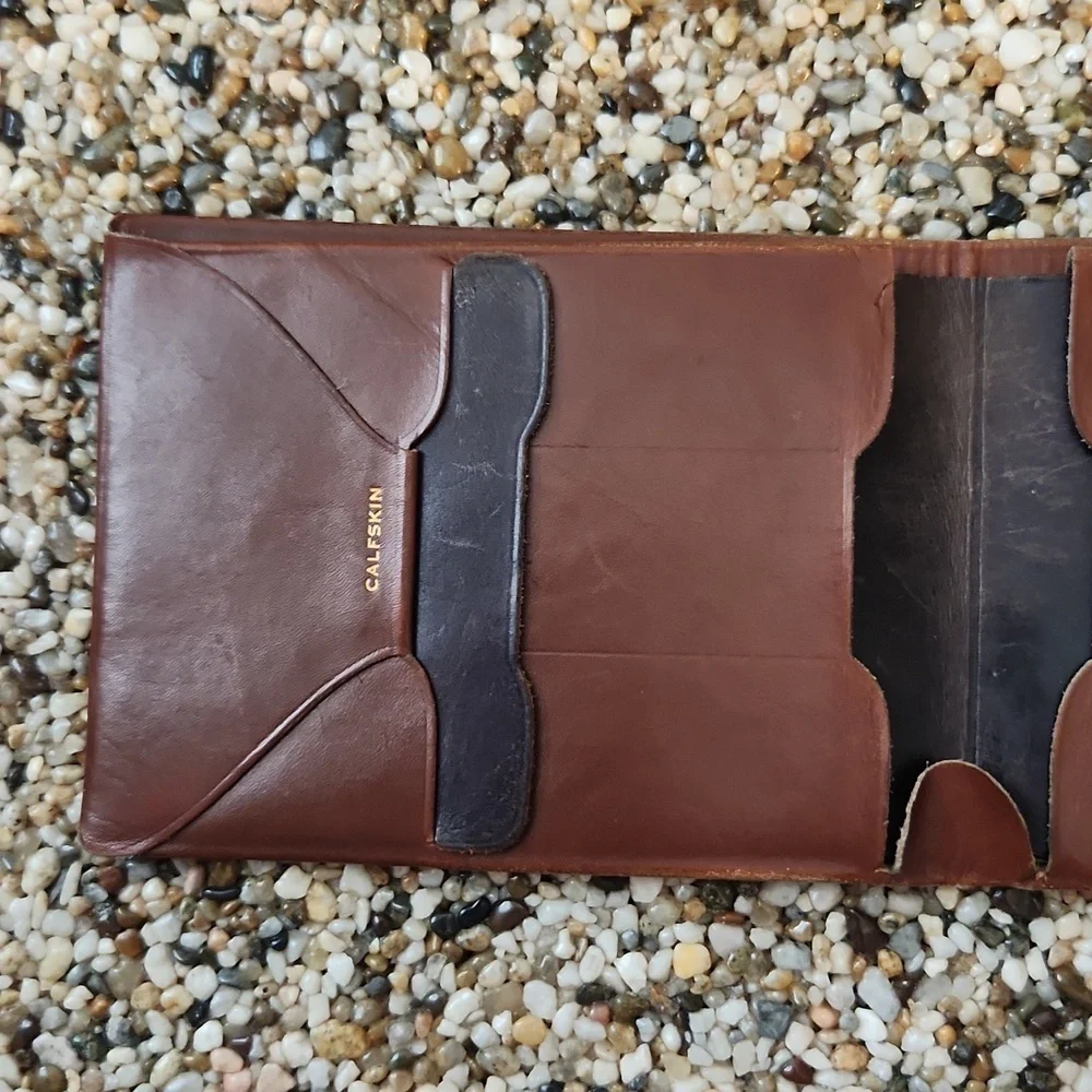 Vintage‎ Textan calfskin wallet