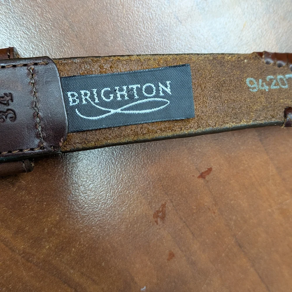 Brighton belt leather features