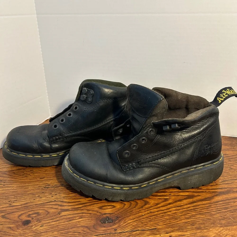 Dr. Martens Black‎ Leather Ankle Boots Mens 9 Womens 10 AirWair Lug Sole Vintge