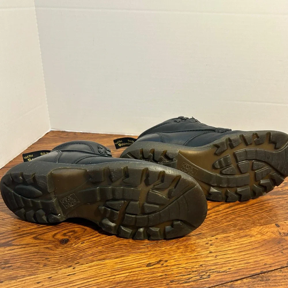 Dr. Martens Black‎ Leather Ankle Boots Mens 9 Womens 10 AirWair Lug Sole Vintge
