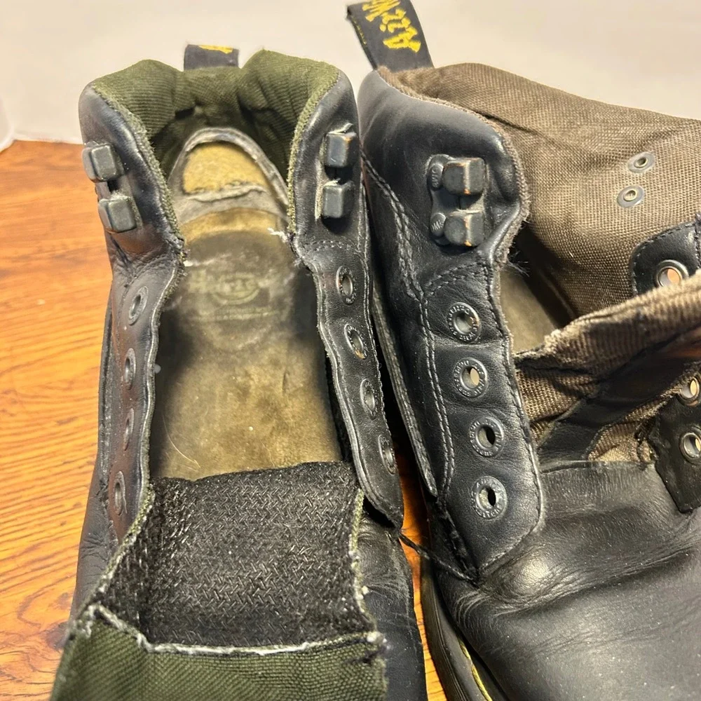 Dr. Martens Black‎ Leather Ankle Boots Mens 9 Womens 10 AirWair Lug Sole Vintge