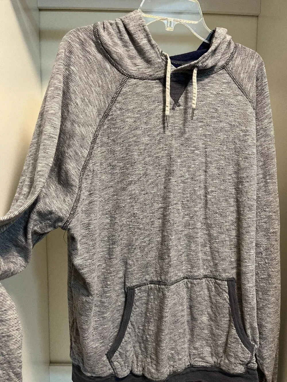 J. Crew Men's Long Sleeve Hooded Top, Size XL