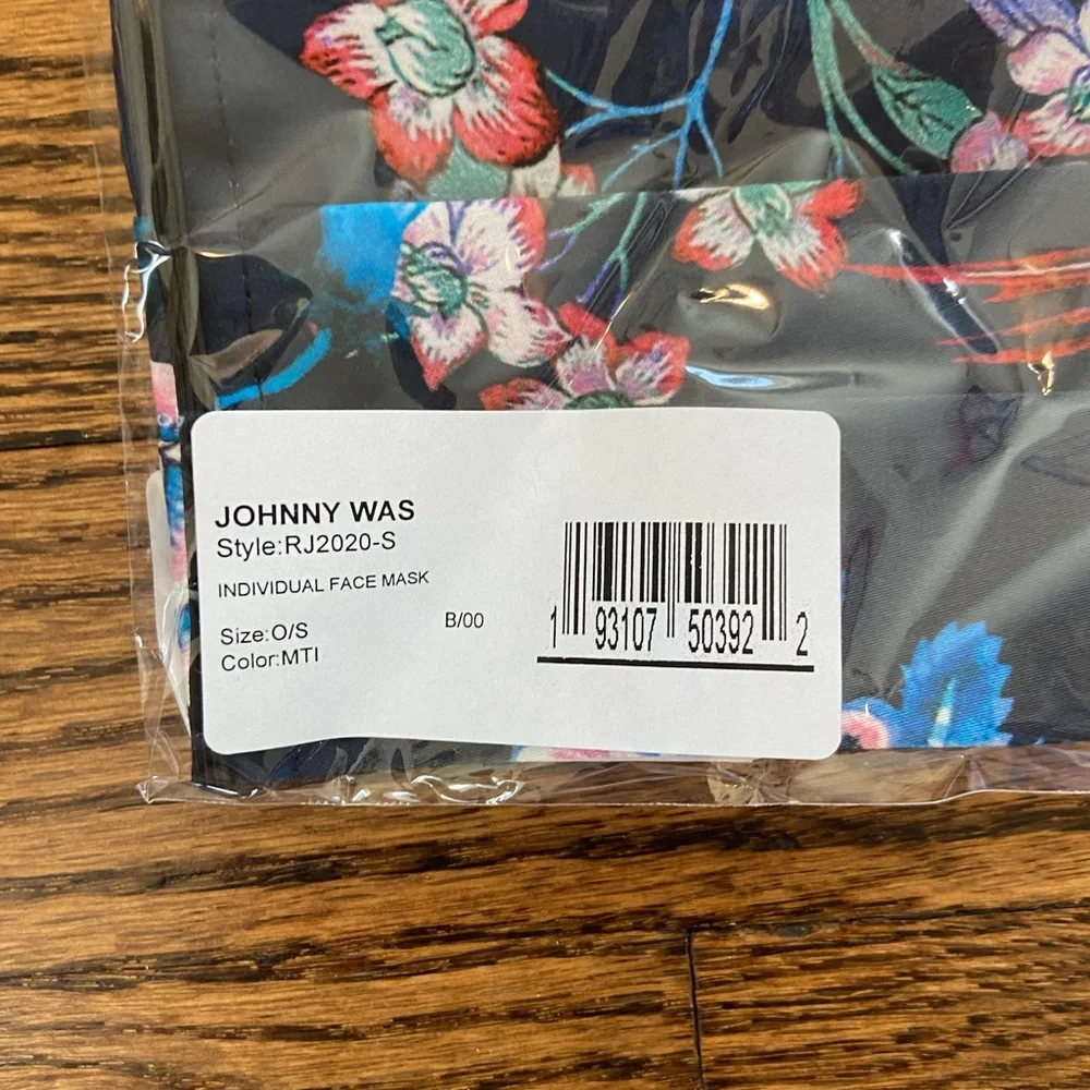 NWT Johnny Was cotton mask