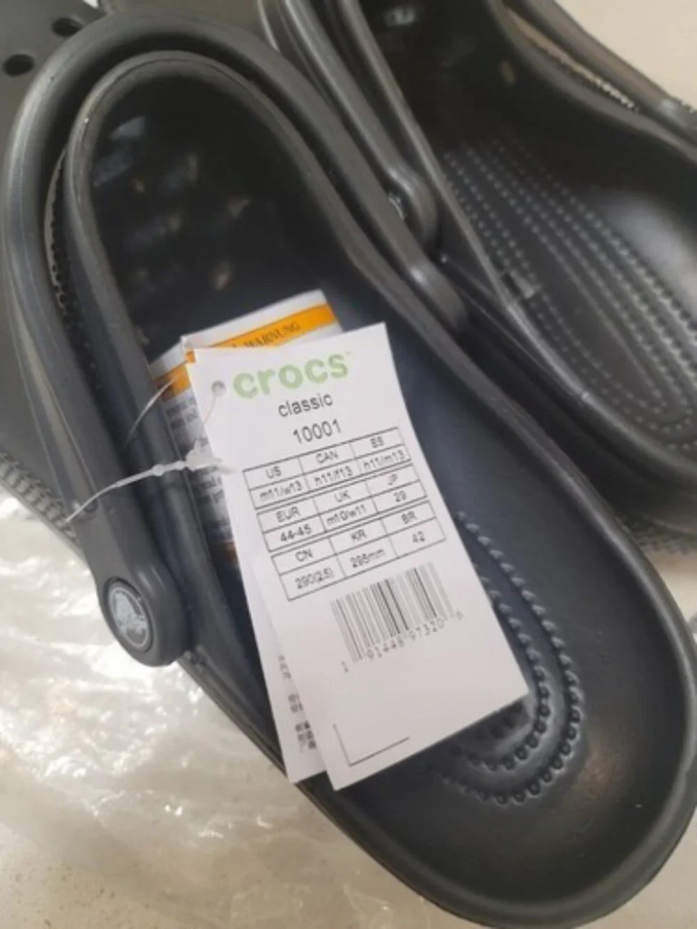 CROCS title classic