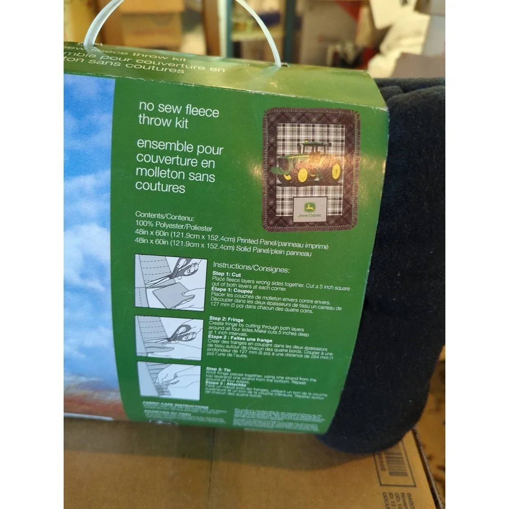 New No Sew Throw DIY Blanket Kit Fleece Finish‎ 43