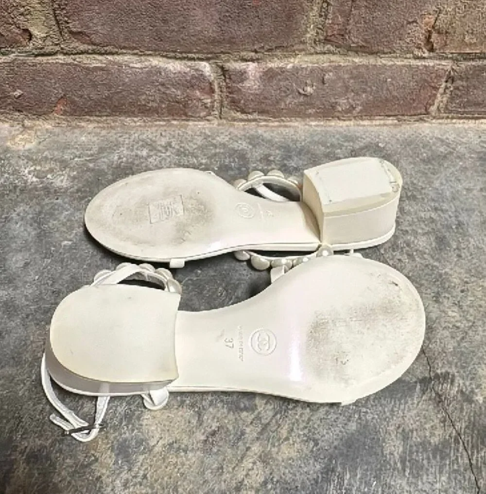 Chanel White Pearl Matte Leather Slingback Block Heel Sandals Size 37 US 7