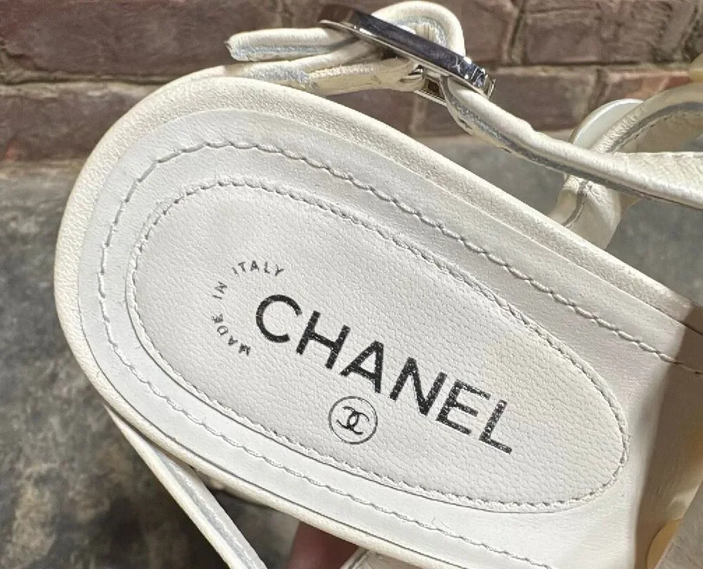 Chanel White Pearl Matte Leather Slingback Block Heel Sandals Size 37 US 7