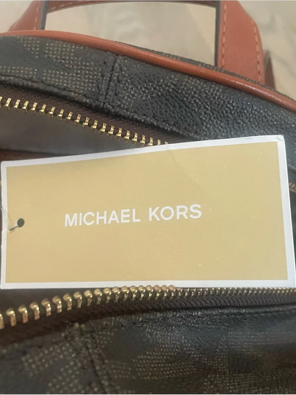 Michael Kors compact michael