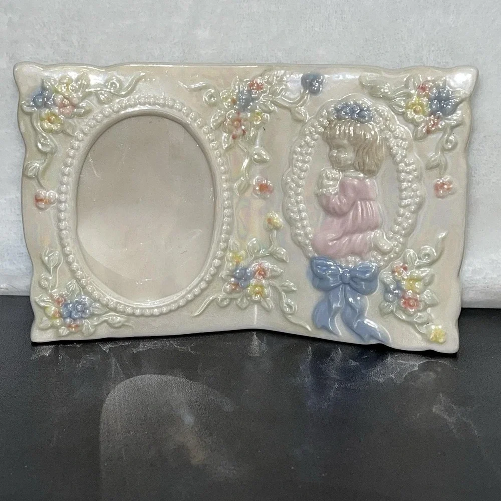 2001 Praying Girl Picture Frame Shabby Chic Cornerstone Creations Cottage Core