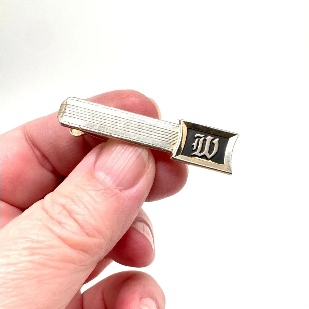 Vintage Hickok Black and Goldtone 'W' Monogram Cufflinks and Tie Clip Set