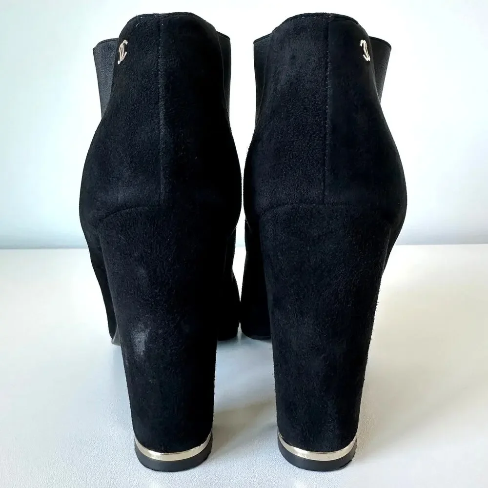 CHANEL chunky closet