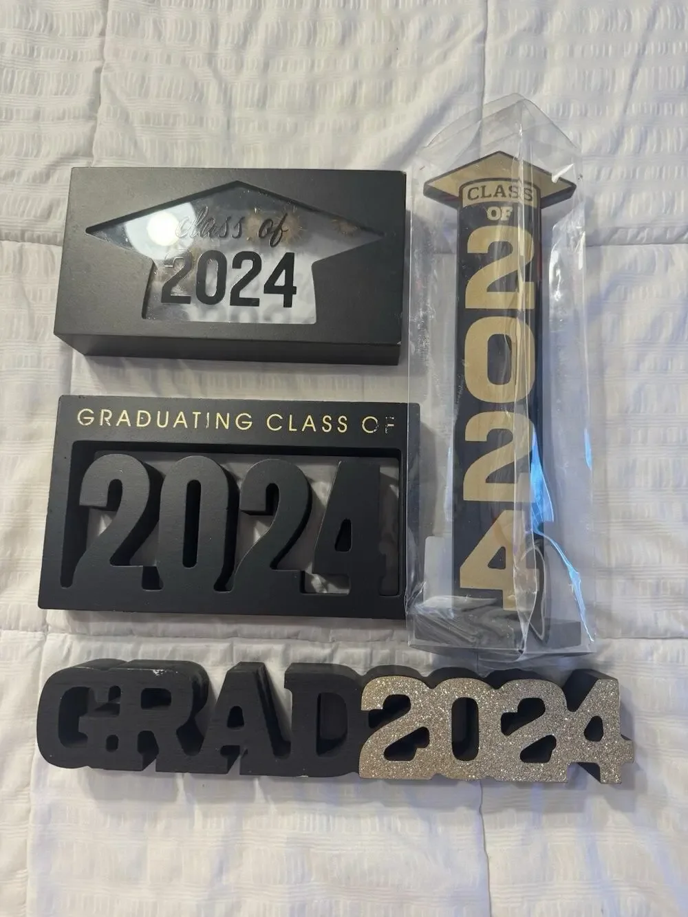 Lot of 4 Black Gold Graduation Decoration Party Class of 2024 Crafts Sign Cap