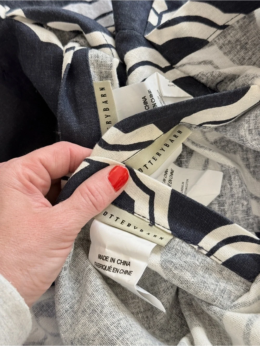 Pottery Barn Kendra Trellis Linen King Duvet Cover & Euro Shams Navy White