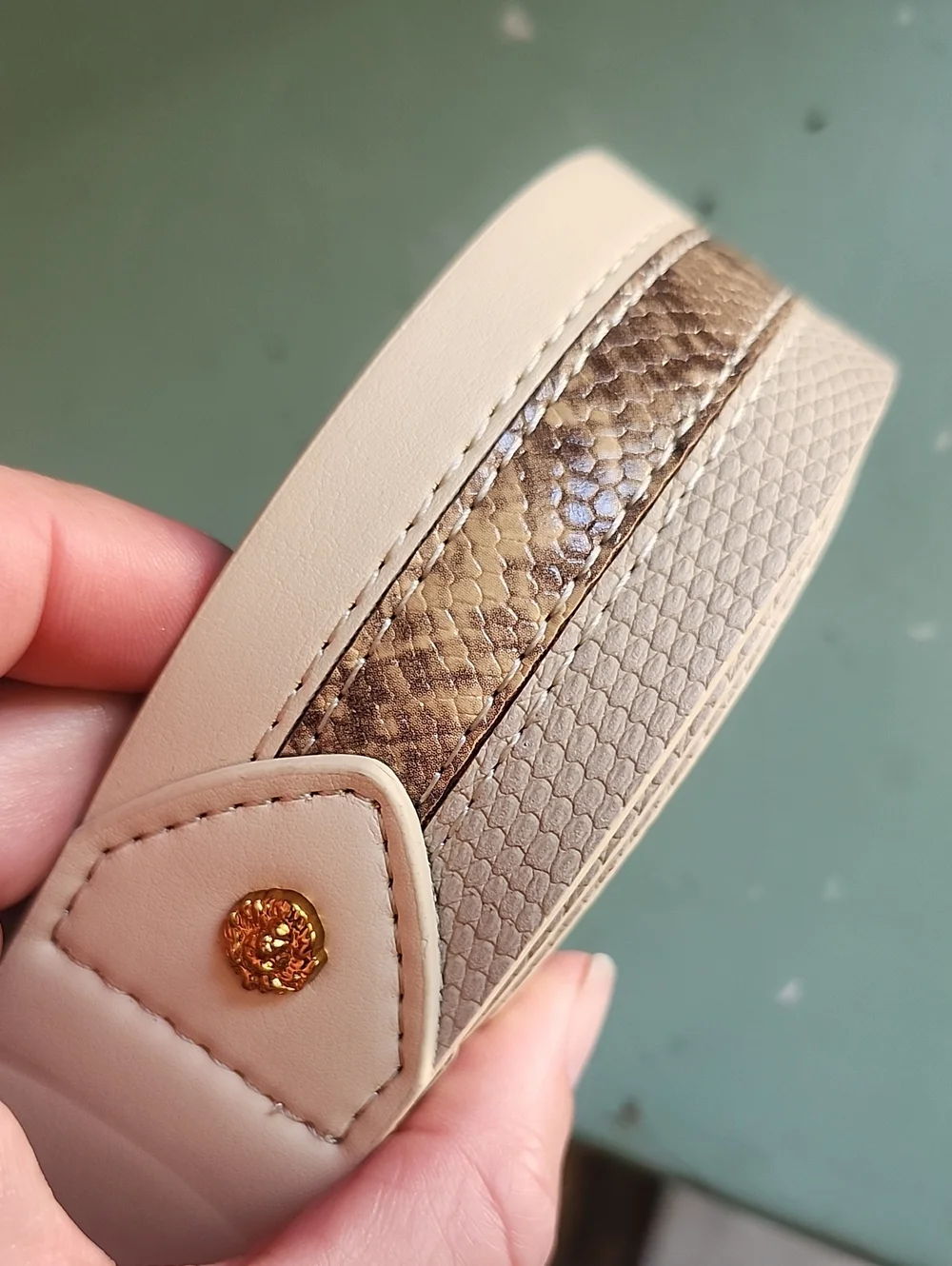 NWT Anne Klein Beige Faux Leather Belt with Gold Buckle and Snake-Print Inlay