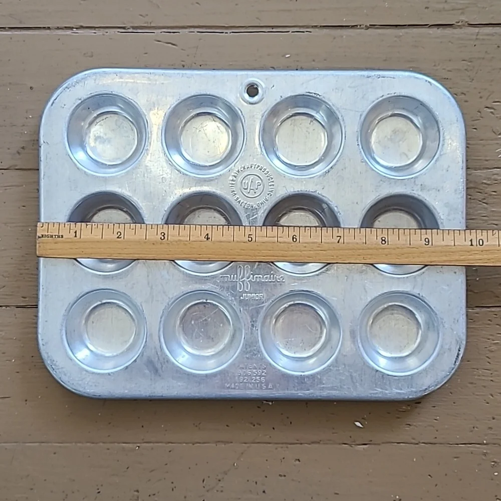 Vintage Muffinaire Junior Muffin Tin