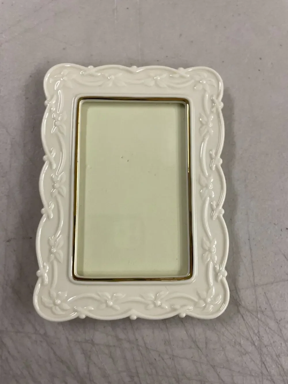 Lenox Ivory Fine China Picture Frame Gold Trim Floral Relief Carved 3.5x5