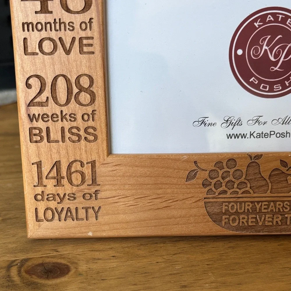 KATE POSH 5th Anniversary Engraved Natural‎ Wood Picture Frame Gifts NEW