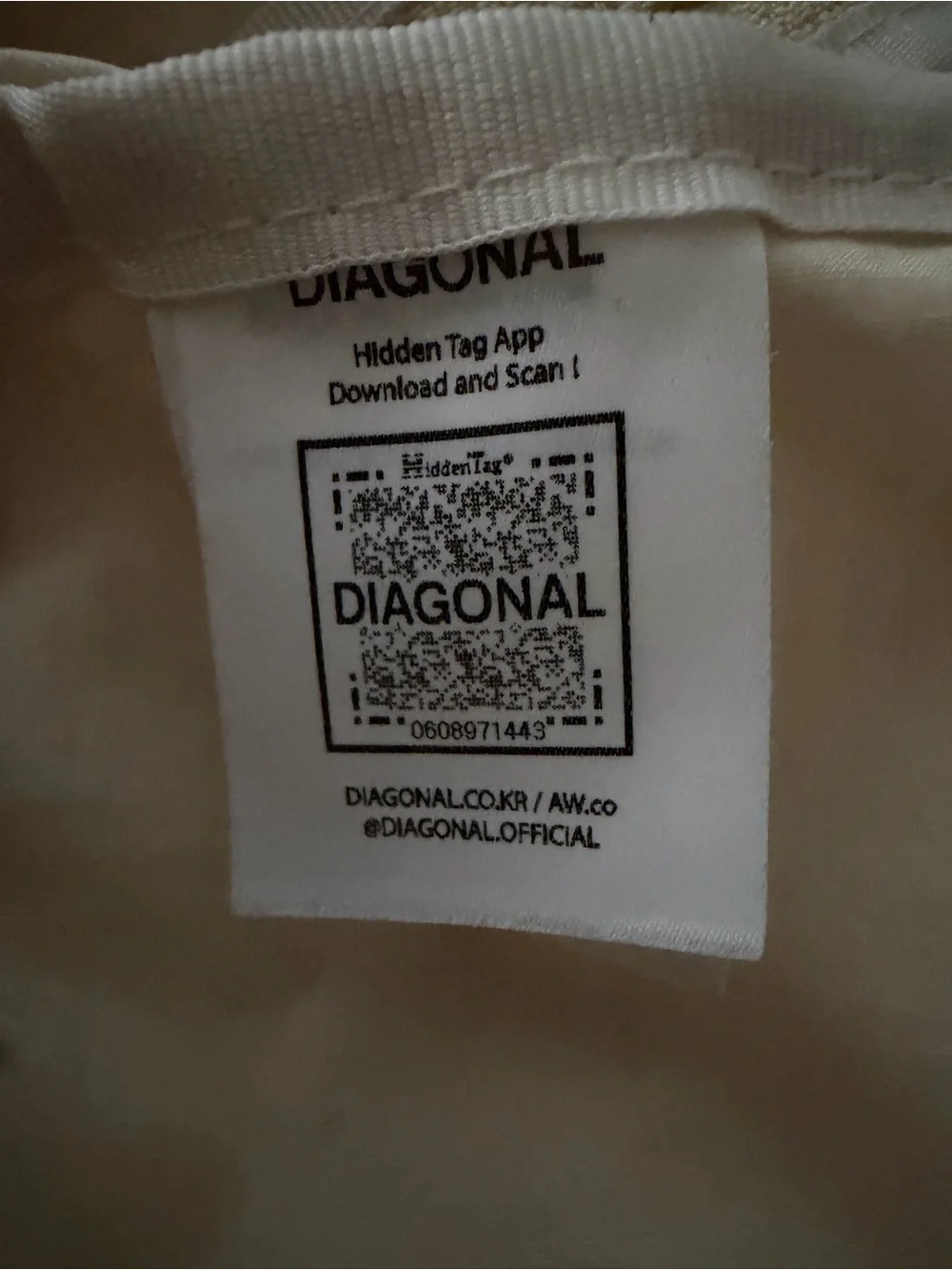 Diagonal packable attach
