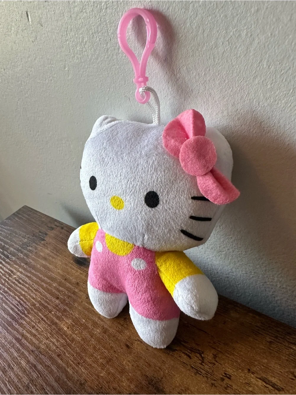 Hello Kitty Pink White and Yellow Clip-On Plush Keychain Bag Charm NWOT