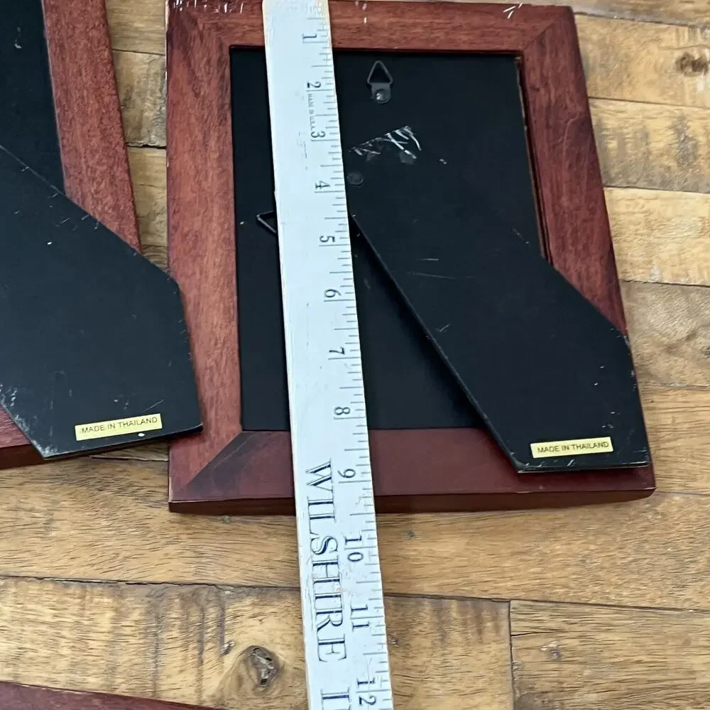 Set of 3 Wooden Picture Frames Different Sizes Red Brown Curved Edge