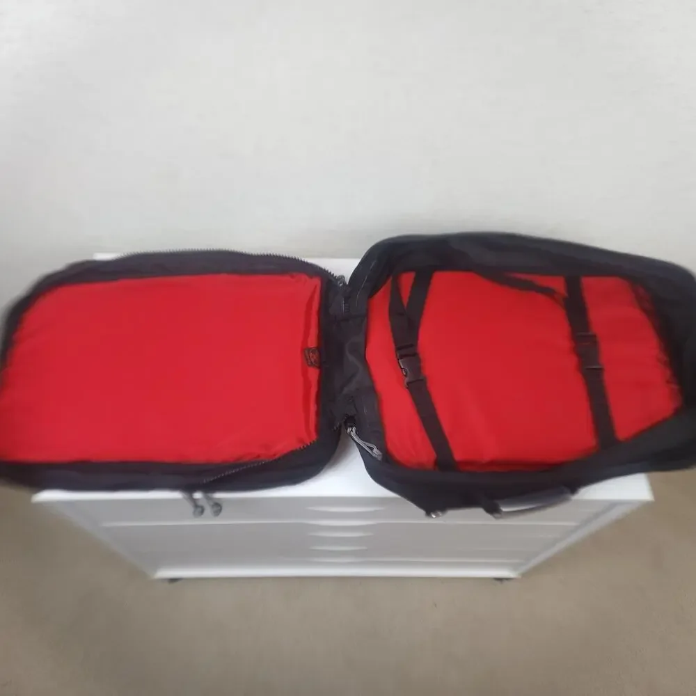 Red Oxx Sky Train Convertible Backpack Duffel Bag Black EUC Carry On Travel