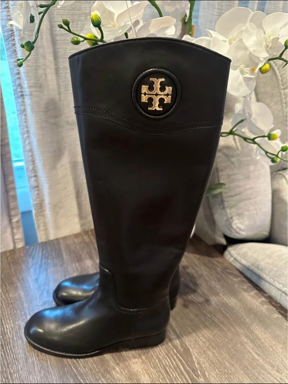 Tory Burch sleek black