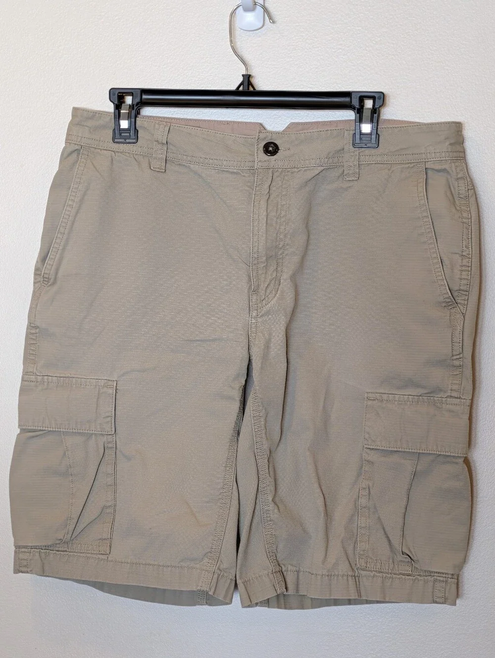 The North Face Men's Cargo Shorts in Light Khaki