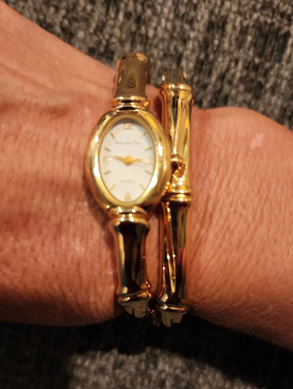 Mainline Gold Women's Bracelet Watch Set