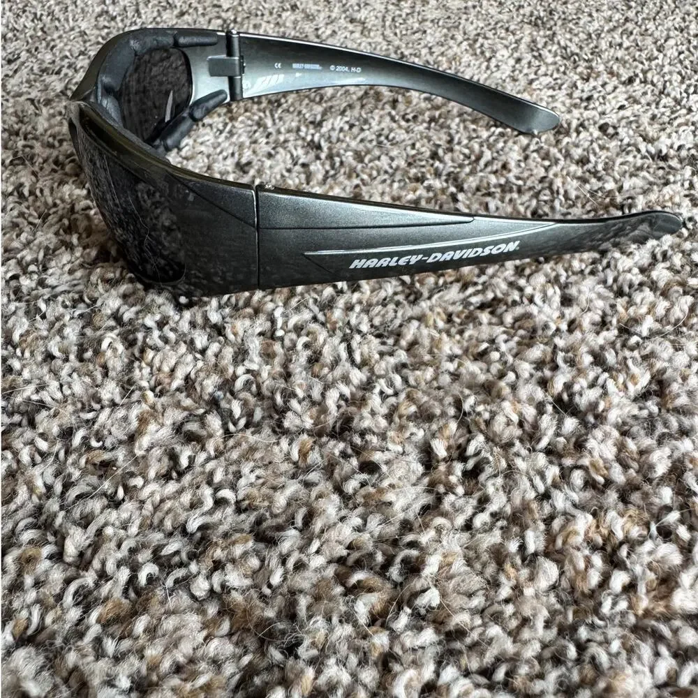 Vintage Harley-Davidson Wraparound Sunglasses Black Smoke Lenses 2004 H-D