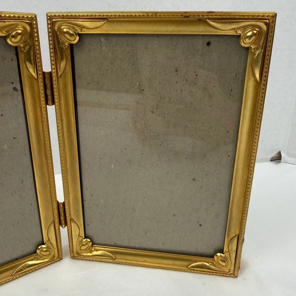 N/A vintage gold