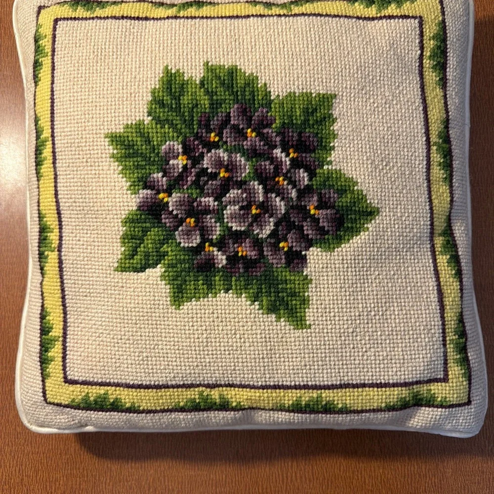 Vtg Needlepoint Pillow Purple Violets Zippered Cover Satin Backing 12x12