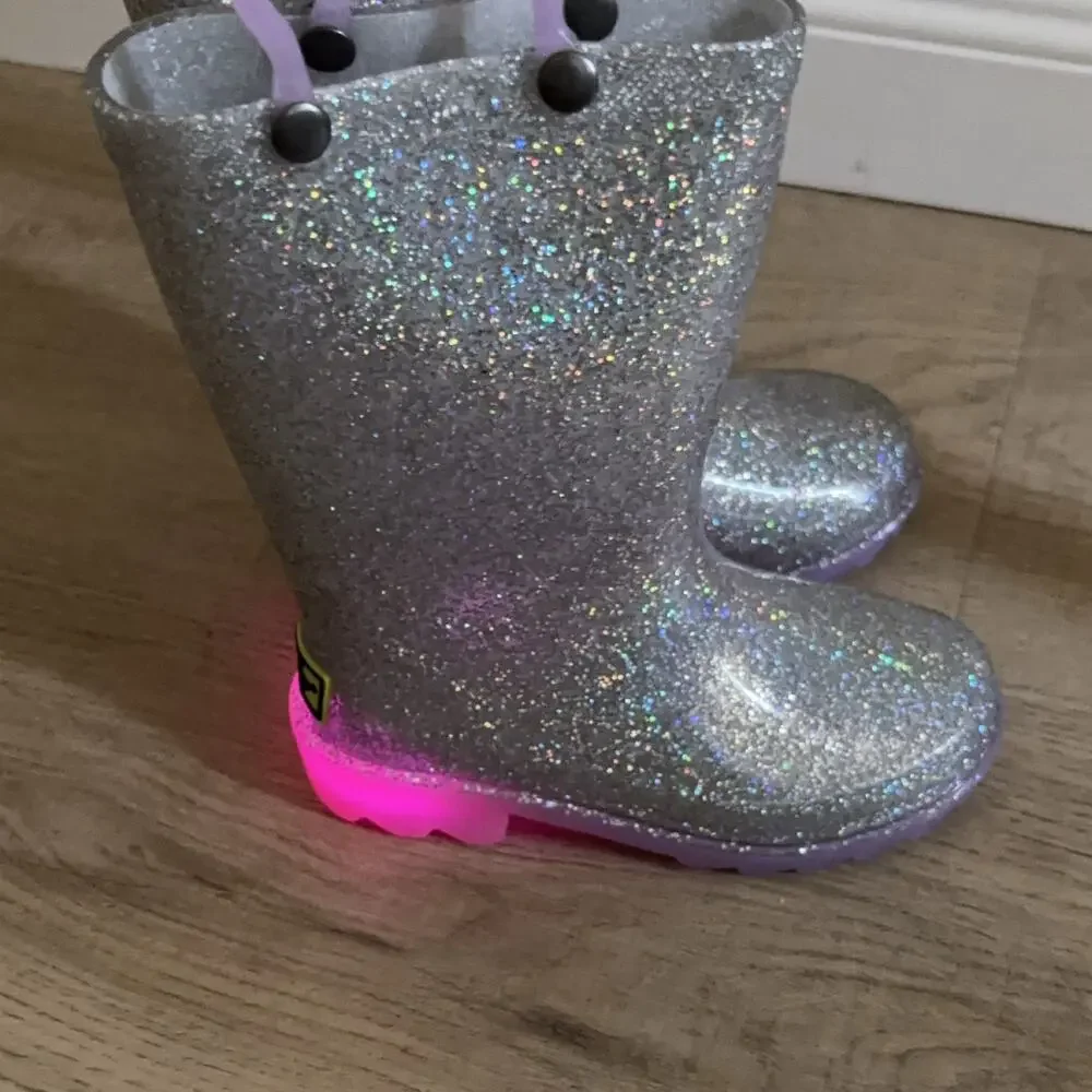 Western Chief Abby Girls Rain Boots Light Up Silver Glitter Size 7 Waterproof