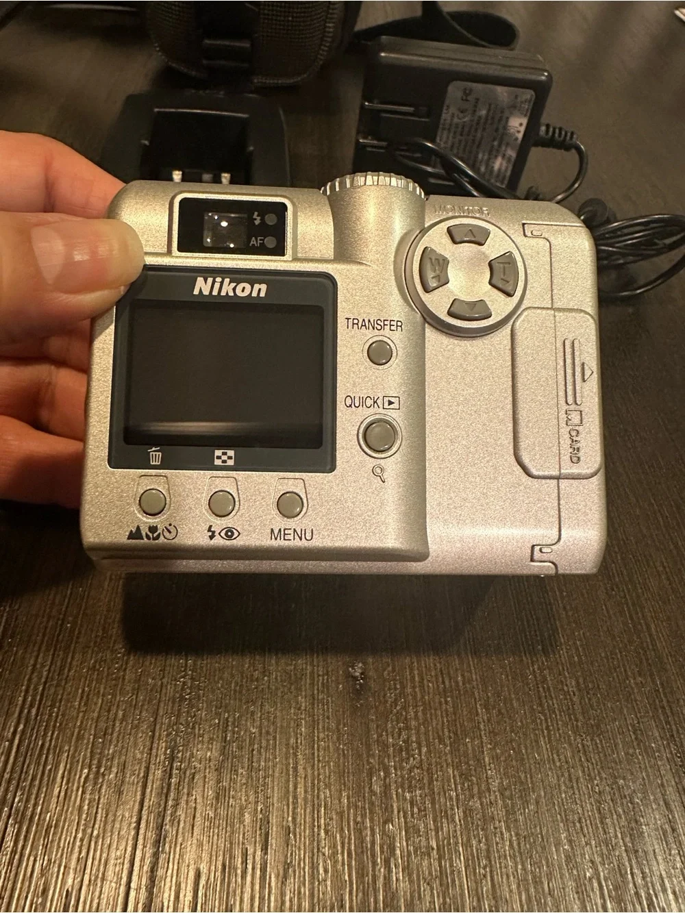 Nikon coolpix 775