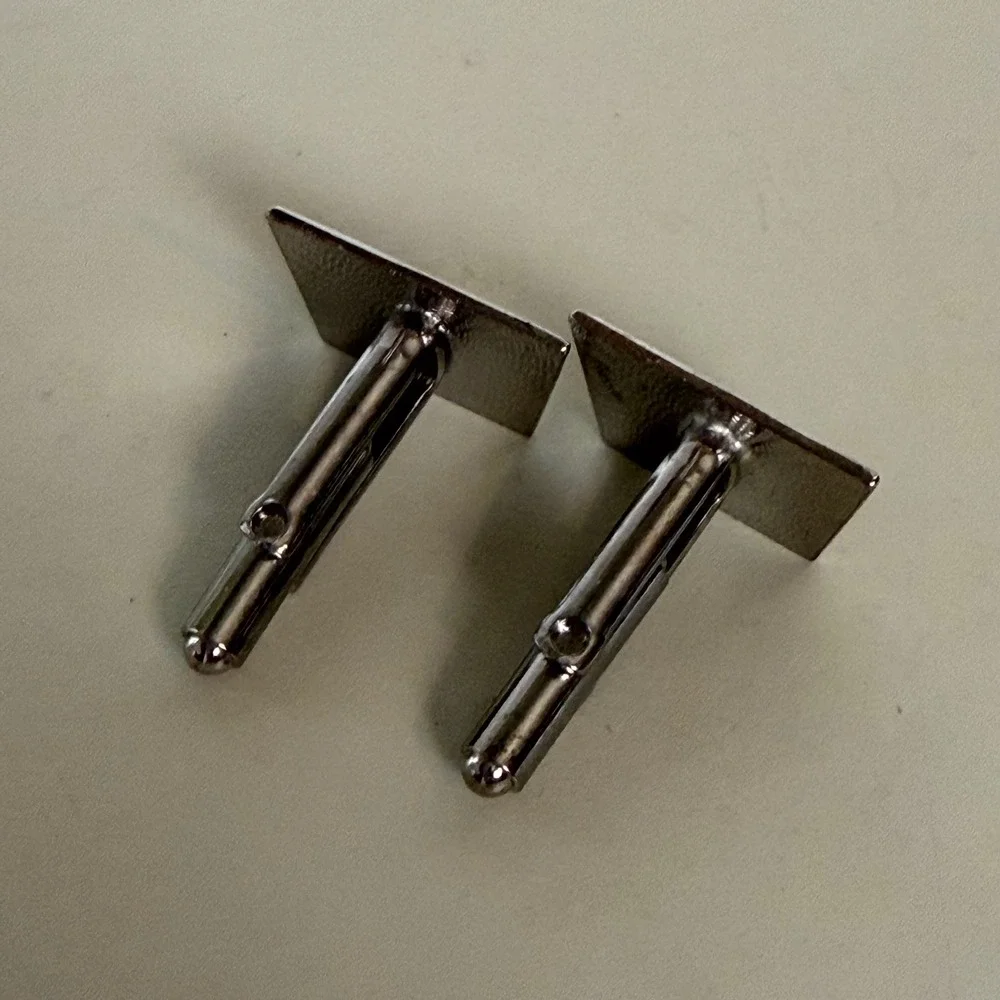 Vintage Mens Silver Tone Geometric Ribbed Rectangle Toggle‎ Back Cufflinks
