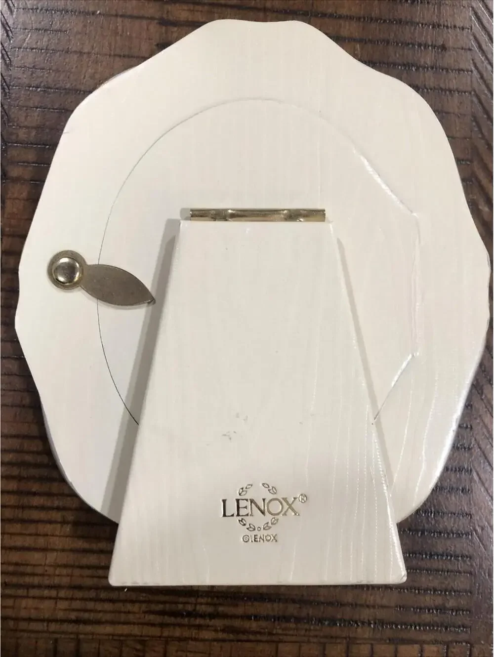 Lenox touch features looking