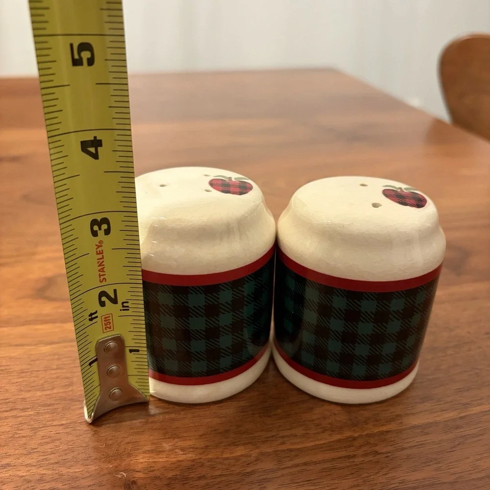 Ingleman Design, Inc. this ceramic