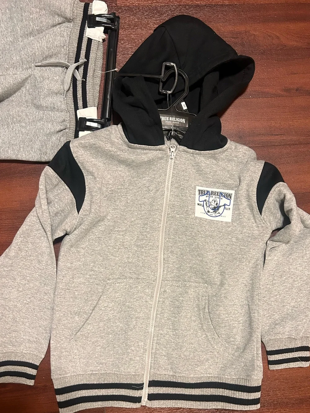 True Religion true cuffs gray
