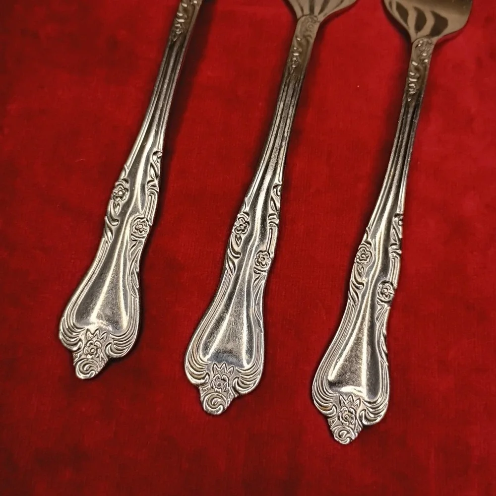 Oneida salad forks